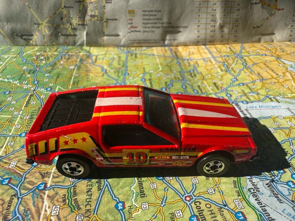 VINTAGE 1979 Hot Wheels Turismo #10 Red Race Car